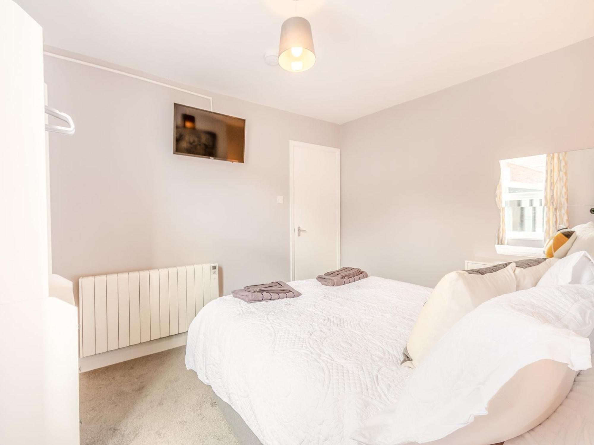 Buttercup - Uk42382 Holiday home *