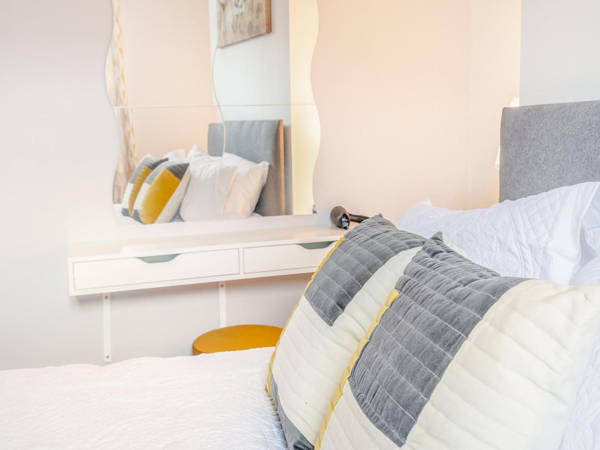 Holiday home Buttercup - Uk42382 Bridlington