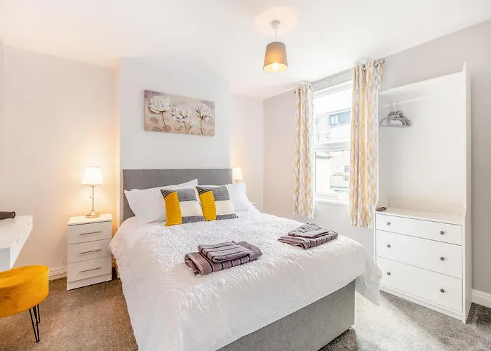Buttercup Apartment - Uk42382